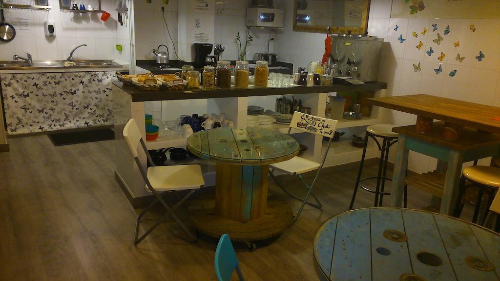 Los Amigos Hostel マドリード エクステリア 写真